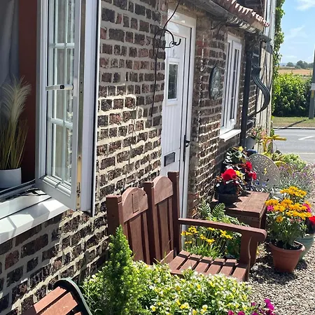 Yarm Haystack Sleeps 2 Next To Fox Covert Pub * Kirklevington