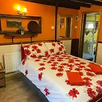 Сasa de vacaciones Yarm Haystack Sleeps 2 Next To Fox Covert Pub Kirklevington